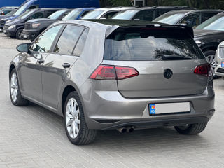 Volkswagen Golf foto 5