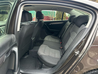 Volkswagen Passat foto 14