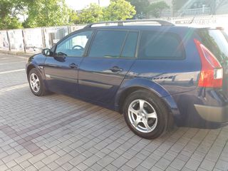 Renault Megane foto 2