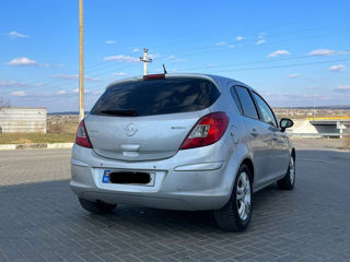 Opel Corsa foto 3