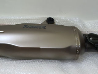 Титановый глушитель "Akrapovic" для BMW. foto 3