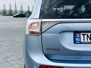 Mitsubishi Outlander foto 4