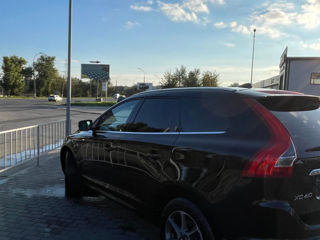 Volvo XC60 foto 2