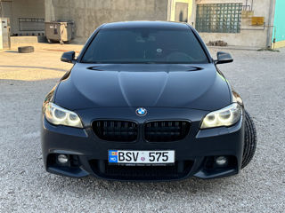 BMW 5 Series foto 9