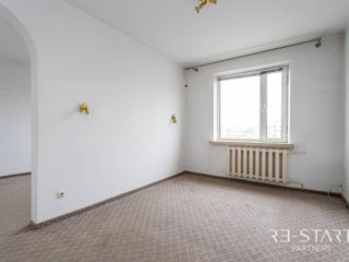 Apartament cu 3 camere, 139 m², Buiucani, Chișinău foto 3