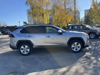 Rav 4 liber pentru chirie foto 6