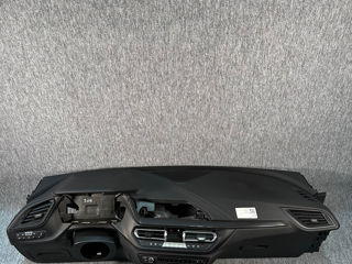 Plansa bord BMW F40 F44  foto 0