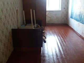 Vând apartament în or. Fălești foto 8