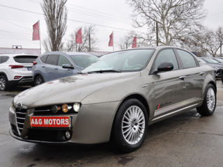 Alfa Romeo 159 foto 0