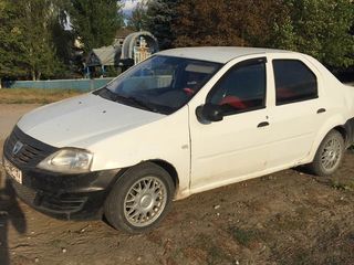 Dacia Logan foto 6