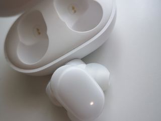 Xiaomi AirDots 2 sensor foto 1