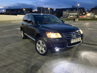 Volkswagen Touareg foto 8