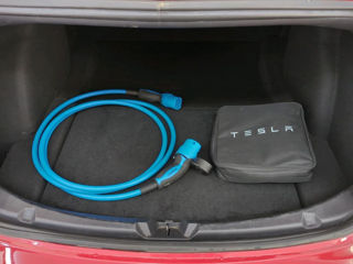 Tesla Model 3 foto 12