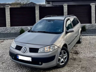 Renault Megane foto 2