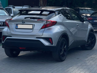 Toyota C-HR foto 3