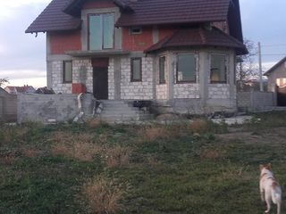 Casa -10 km de la Chisinau-  in Budestii Noi. foto 2