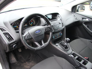 Ford Focus foto 9