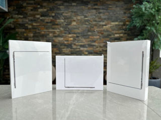 Apple MacBook Air 15 M3 & MacBook Air 15 M2 - cumpar!