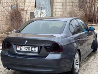 BMW 3 Series foto 3