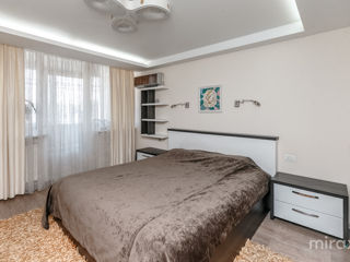 Apartament cu 2 camere, 89 m², Botanica, Chișinău foto 2