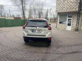 Volvo XC60 foto 4