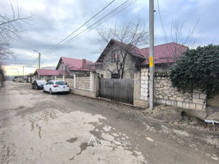 Casă în 2 nivele! Bubuieci, str. Izvoarelor, 200m2 + 9 ari. foto 4