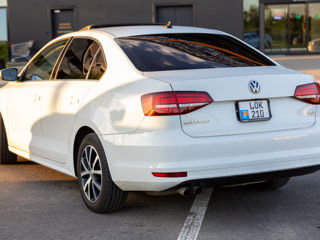 Volkswagen Jetta foto 6