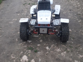 Altă marcă Vînd ATV pentru copii la benzina 4-10 ani , pe cine intereseaza trimit video foto 1