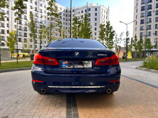 BMW 5 Series foto 10