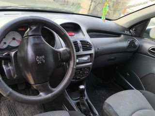 Peugeot 206 foto 4