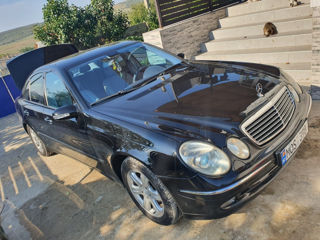 Mercedes E-Class foto 10