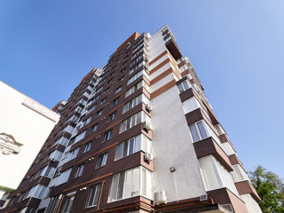 2-х комнатная квартира, 60 м², Чокана, Кишинёв