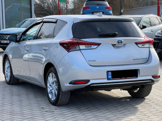 Toyota Auris foto 4