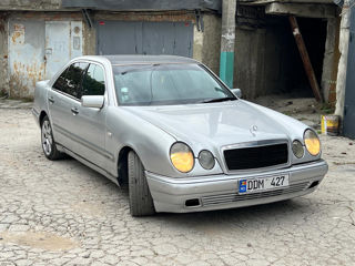 Mercedes E-Class