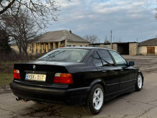 BMW 3 Series foto 7