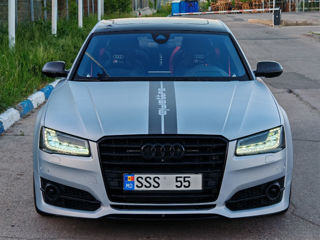 Audi S8 foto 4