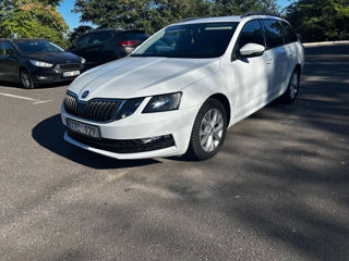 Skoda Octavia foto 1