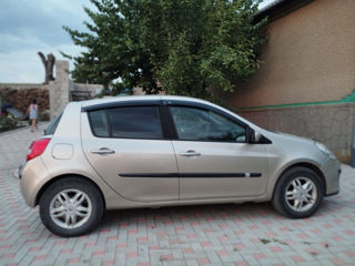 Renault Clio foto 3