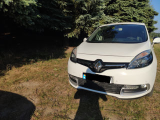 Renault Grand Scenic foto 2