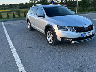 Skoda Octavia foto 1