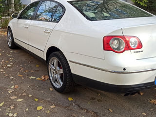 Volkswagen Passat foto 3