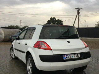 Renault Megane foto 3