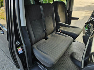 Volkswagen Caravelle foto 12