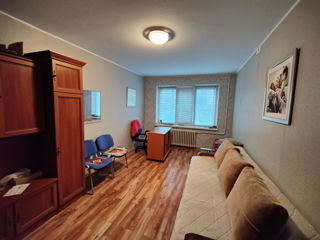 Apartament cu 2 camere, 54 m², Centru, Chișinău foto 3