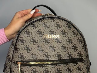 Рюкзав guess 30х35см