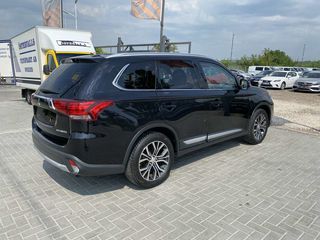 Mitsubishi Outlander foto 4