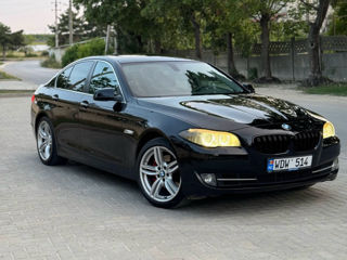 BMW 5 Series foto 1