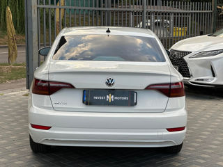 Volkswagen Jetta foto 5