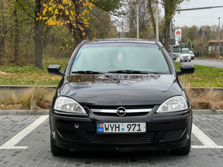 Opel Corsa foto 2