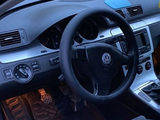 Volkswagen Passat foto 4